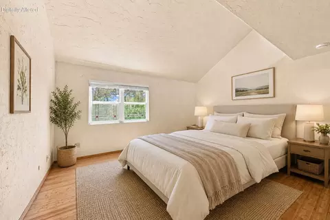 Bedroom - 21445 Wilcox Rd, Red Bluff, CA 96080 photo 1 of 4