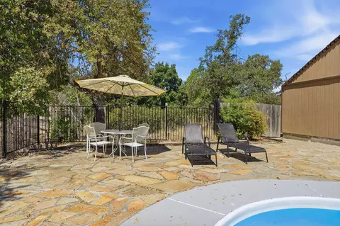 Exterior - 21445 Wilcox Rd, Red Bluff, CA 96080 photo 11 of 12