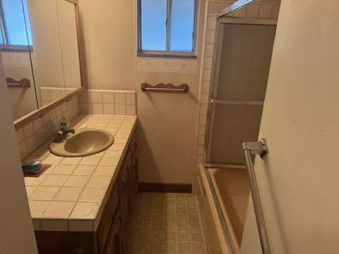 1700 Derby Ln, Redding, CA 96002 photo 20