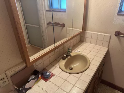 1700 Derby Ln, Redding, CA 96002 photo 18