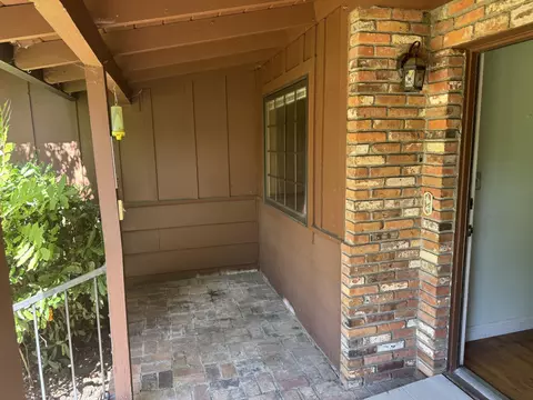 1700 Derby Ln, Redding, CA 96002 photo 12