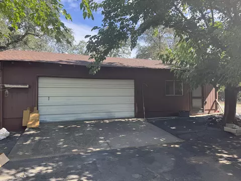 1700 Derby Ln, Redding, CA 96002 photo 13