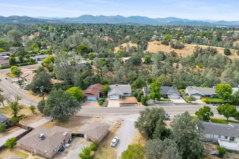 1788 Riviera Dr, Redding, CA 96001 photo 40