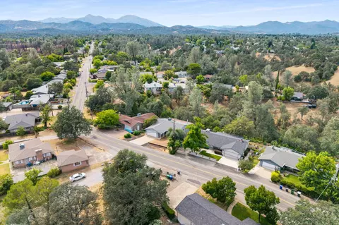1788 Riviera Dr, Redding, CA 96001 photo 41