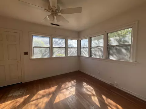 Living - 116 Gurnsey Ave, Red Bluff, CA 96080 photo 2 of 4