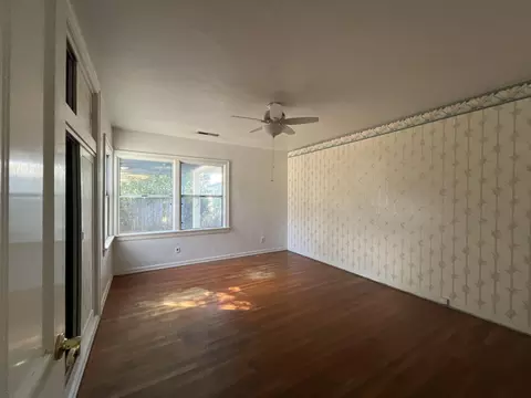 Bedroom - 116 Gurnsey Ave, Red Bluff, CA 96080 photo 4 of 4