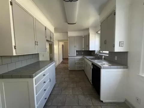 Kitchen - 116 Gurnsey Ave, Red Bluff, CA 96080 photo 1 of 3