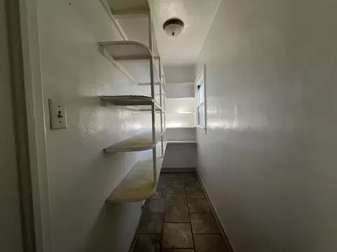 Entry Way - 116 Gurnsey Ave, Red Bluff, CA 96080 photo 1 of 1