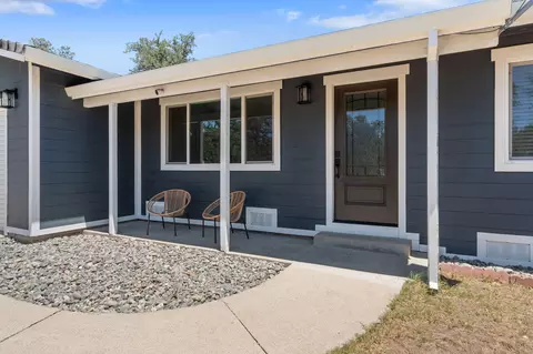 Exterior - 21036 Boyle Rd, Redding, CA 96003 photo 23 of 30