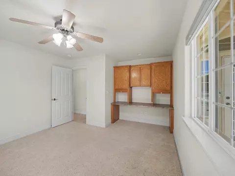 Bedroom - 4624 Columbine Dr, Redding, CA 96002 photo 4 of 4
