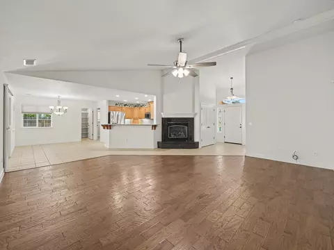 Living - 4624 Columbine Dr, Redding, CA 96002 photo 1 of 3