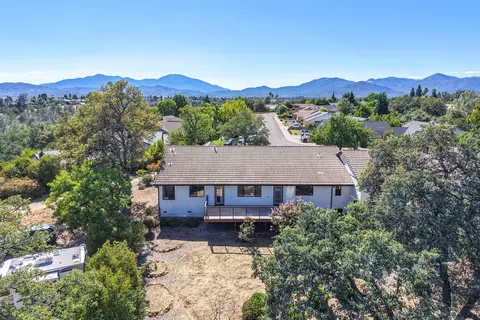 View/Area - 2804 Panorama Dr, Redding, CA 96003 photo 5 of 13