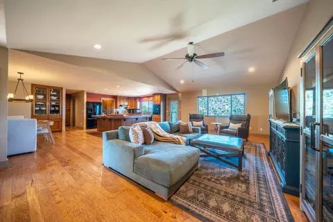 Other - 2804 Panorama Dr, Redding, CA 96003 photo 2 of 13