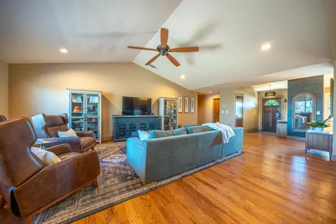 Other - 2804 Panorama Dr, Redding, CA 96003 photo 3 of 13