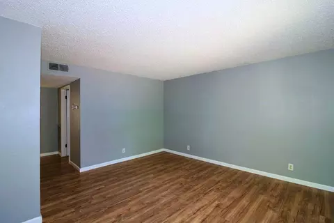 965 Jamieson Ct, Redding, CA 96003 photo 3