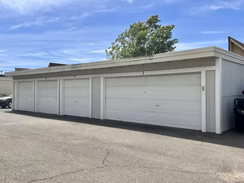 965 Jamieson Ct, Redding, CA 96003 photo 2