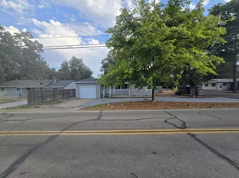 21041 Fourth St, Cottonwood, CA 96022