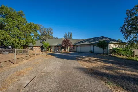 22407 Whipple Tree Ln, Palo Cedro, CA 96073