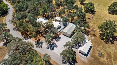 View/Area - 19331 Flintstone Ave, Redding, CA 96003 photo 2 of 2