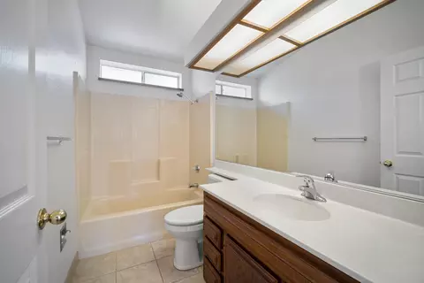 Bath - 19331 Flintstone Ave, Redding, CA 96003 photo 2 of 2