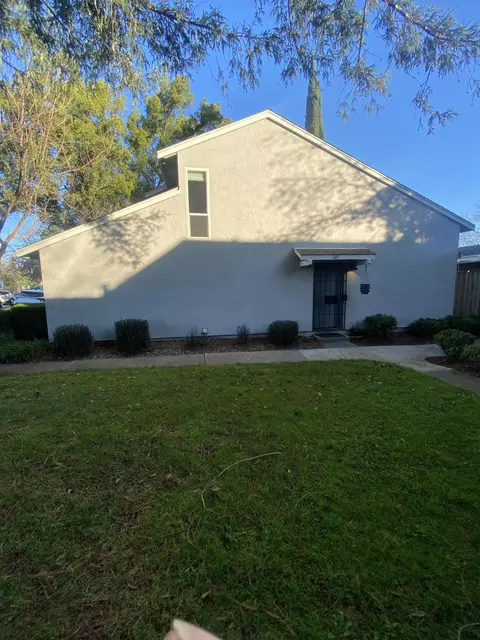 Exterior - 345 Eldridge Ave, Vacaville, CA 95688 photo 3 of 7