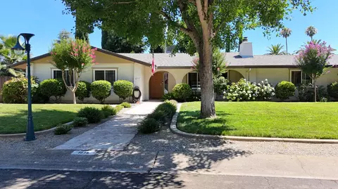 Exterior - 1875 Crestmont Dr, Redding, CA 96002 photo 2 of 12