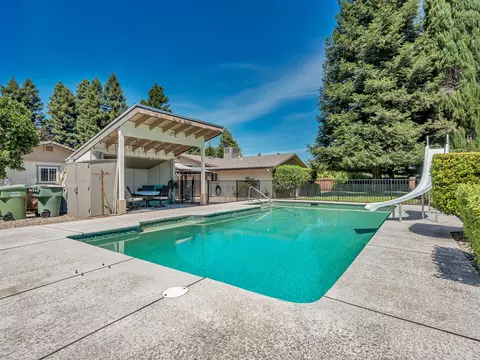 Exterior - 1875 Crestmont Dr, Redding, CA 96002 photo 6 of 12