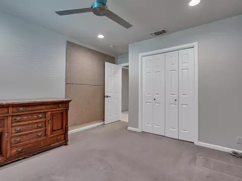 Bedroom - 1875 Crestmont Dr, Redding, CA 96002 photo 2 of 6