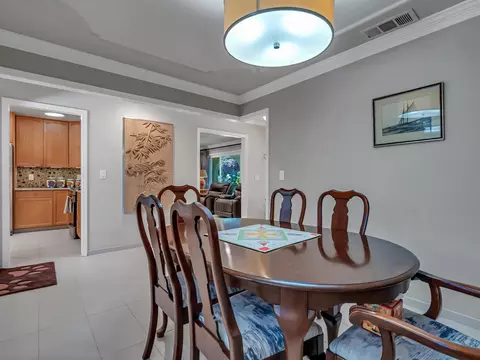 Dining - 1875 Crestmont Dr, Redding, CA 96002 photo 2 of 3