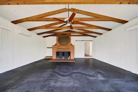 Living - 1640 Highland Ave, Redding, CA 96001 photo 9 of 9