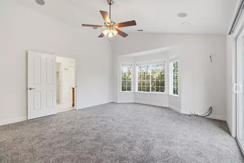 555 Reddington Dr, Redding, CA 96003 photo 18
