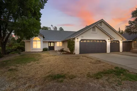 555 Reddington Dr, Redding, CA 96003 photo 3