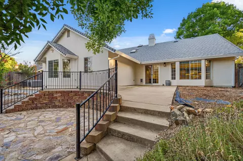 555 Reddington Dr, Redding, CA 96003 photo 32