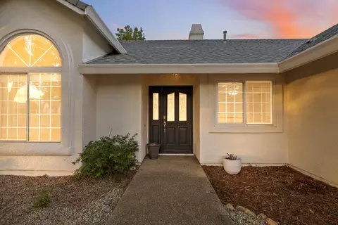 555 Reddington Dr, Redding, CA 96003 photo 5