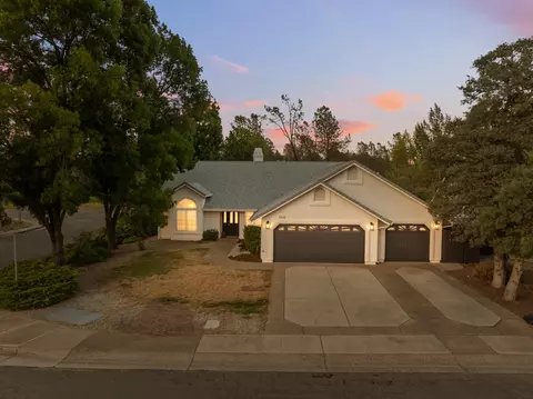 555 Reddington Dr, Redding, CA 96003 photo 40