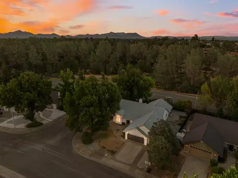 555 Reddington Dr, Redding, CA 96003 photo 42