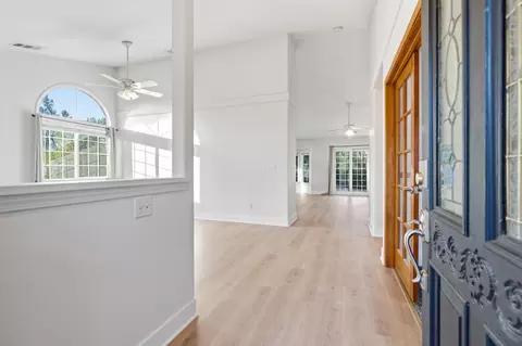 555 Reddington Dr, Redding, CA 96003 photo 6
