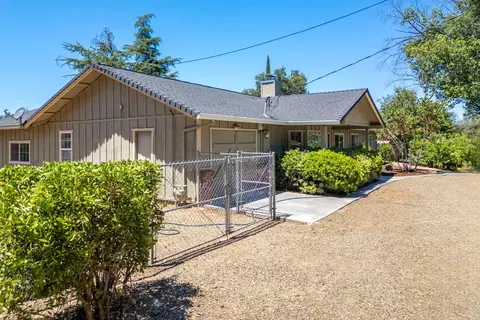 Exterior - 8154 Churn Creek Rd, Redding, CA 96002 photo 1 of 9