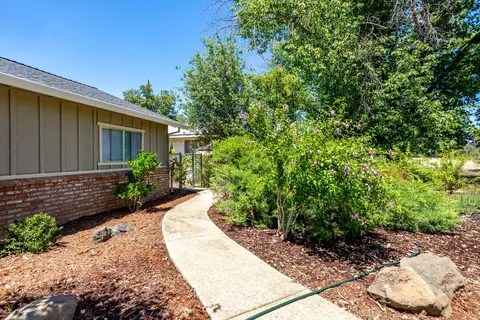 Exterior - 8154 Churn Creek Rd, Redding, CA 96002 photo 8 of 9