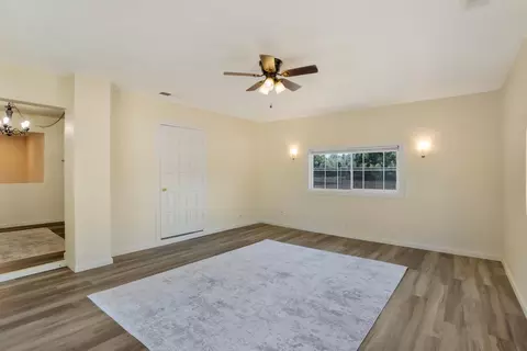 Living - 8154 Churn Creek Rd, Redding, CA 96002 photo 6 of 8