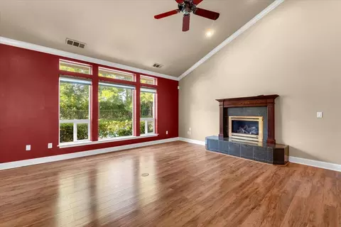Living - 1530 Gold Hills Dr, Redding, CA 96003 photo 3 of 12