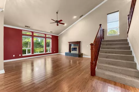 Living - 1530 Gold Hills Dr, Redding, CA 96003 photo 2 of 12