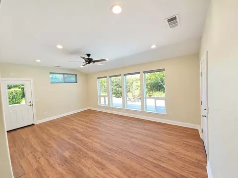 Living - 1530 Gold Hills Dr, Redding, CA 96003 photo 4 of 5