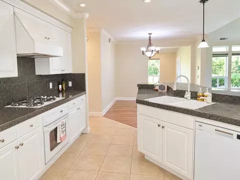 Kitchen - 1530 Gold Hills Dr, Redding, CA 96003 photo 1 of 4