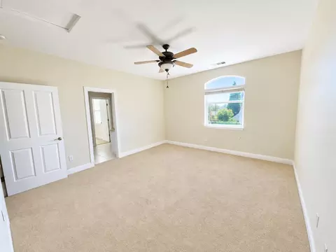 Bedroom - 1530 Gold Hills Dr, Redding, CA 96003 photo 10 of 11