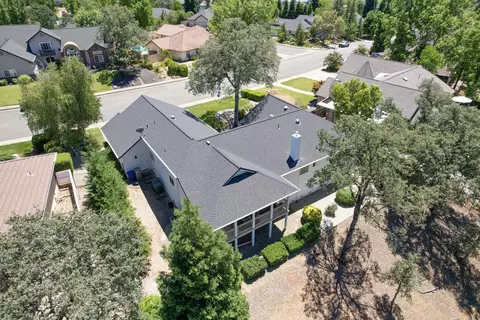 View/Area - 6328 Carmel Dr, Redding, CA 96003 photo 3 of 5