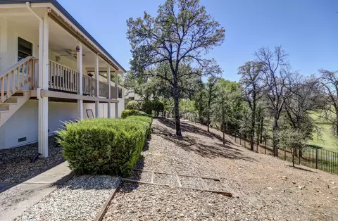 Exterior - 6328 Carmel Dr, Redding, CA 96003 photo 5 of 10