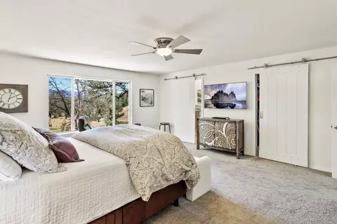 Bedroom - 6328 Carmel Dr, Redding, CA 96003 photo 7 of 7