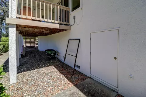 Exterior - 6328 Carmel Dr, Redding, CA 96003 photo 10 of 10