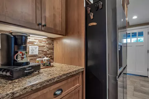 Kitchen - 216 Treasure Dr, Red Bluff, CA 96080 photo 5 of 6